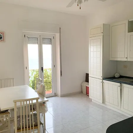 Apartamento Rosso Tramonto Luxury-blu- Ladispoli, Lungomare Regina Elena 2 Ladispoli