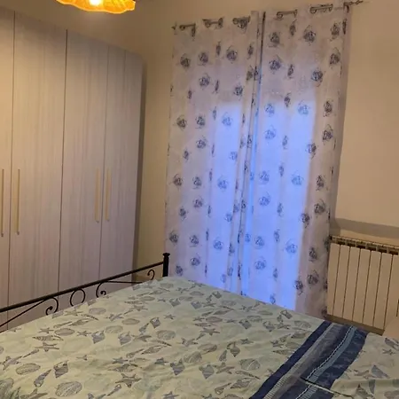Rosso Tramonto Luxury-blu- Ladispoli, Lungomare Regina Elena 2 Apartamento *