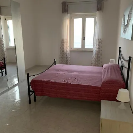 Apartamento Rosso Tramonto Luxury-blu- Ladispoli, Lungomare Regina Elena 2