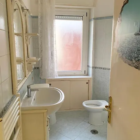 Rosso Tramonto Luxury-blu- Ladispoli, Lungomare Regina Elena 2 Apartamento