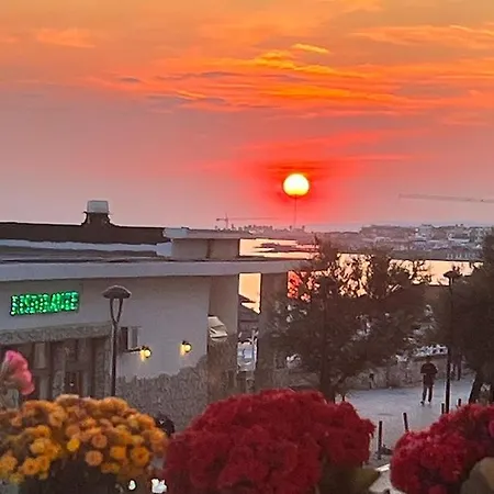 Rosso Tramonto Luxury-blu- Ladispoli, Lungomare Regina Elena 2 Apartamento