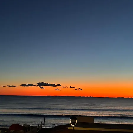 Appartamento Rosso Tramonto Luxury-blu- Ladispoli, Lungomare Regina Elena 2 *