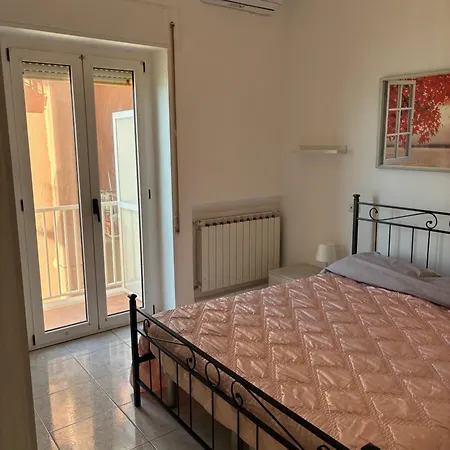 شقة Rosso Tramonto Luxury-blu- Ladispoli, Lungomare Regina Elena 2 *